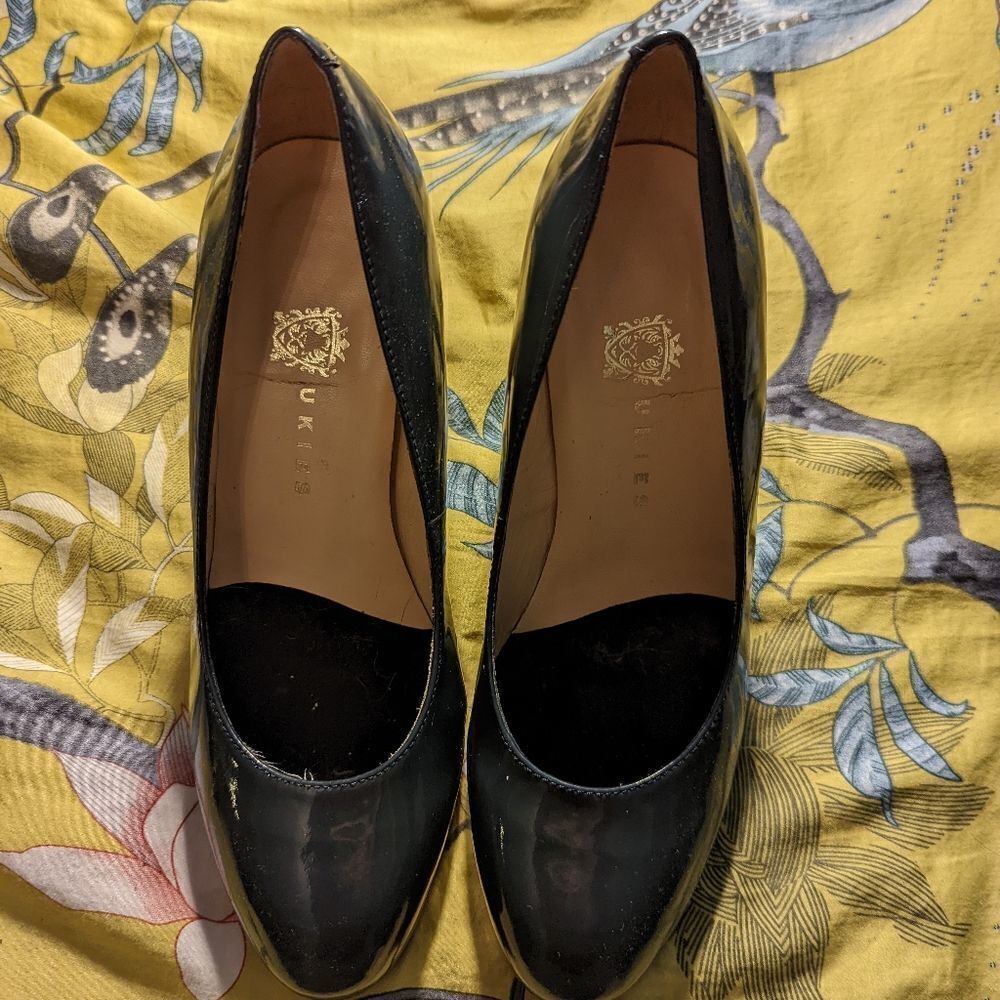 UKIES green patent leather pumps euc sz7.5